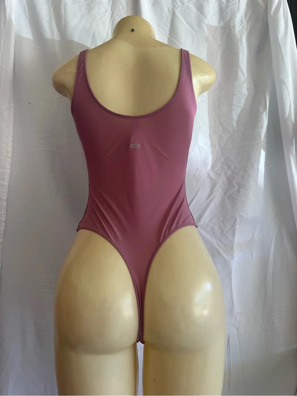 ALO YOGA Mesh Sheer Illusion Bodysuit Top In soft mulberry , Size m